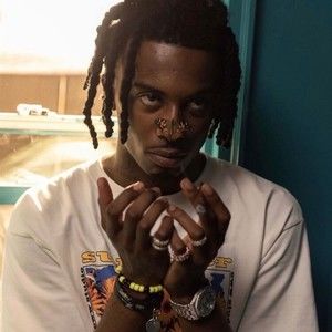 Meet your Posher, Dalia